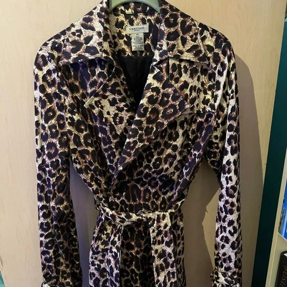 Leopard Print Fall, Spring or Summer Jacket - Picture 1 of 3